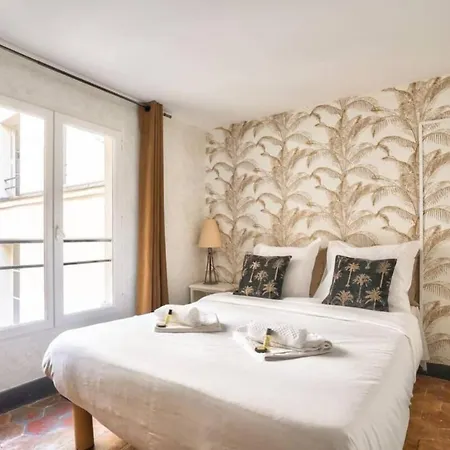 Exquisite And Spacious * パリ