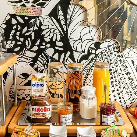 Crayon 3* Paris