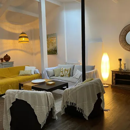 Artist's - & Private Courtyard - 200m2 * Parijs