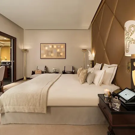 Barriere Fouquet's Hotel Paris
