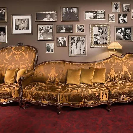 Barriere Fouquet's Hotel 5*