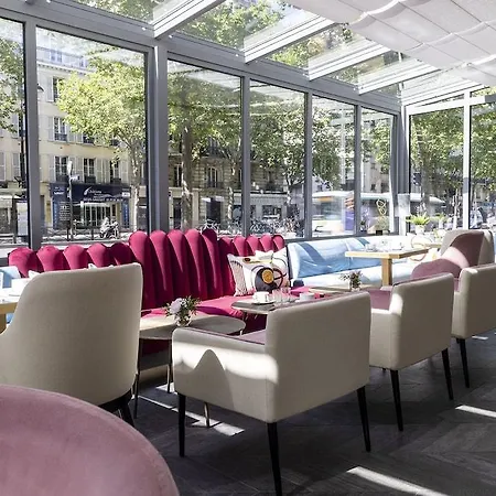 Nude 4* Paris