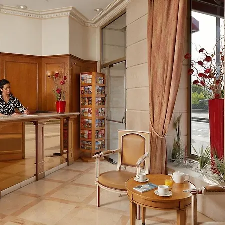 Fertel Maillot Hotel París