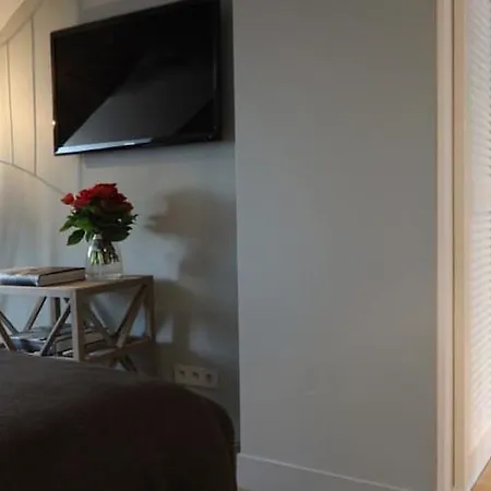 New Roblin Hotel Paris