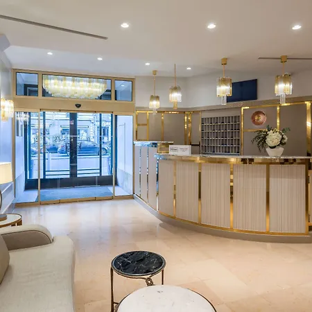 Camille Tapestry Collection By Hilton 4* Paris