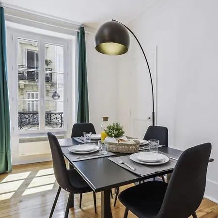 Διαμέρισμα Trocadero & Eiffel Tower - Cityapartmentstay Παρίσι