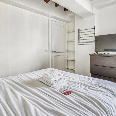Latin Quarter - Studio Paris
