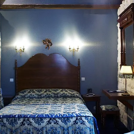 Hotel Grand Dechampaigne 3*