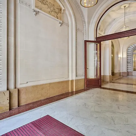 Place Vendome By Studio Prestige