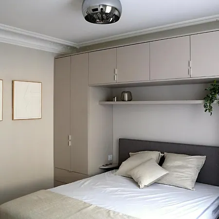 Bed & Breakfast Le Ciel De - Montparnasse & Jardin Du Luxembourg