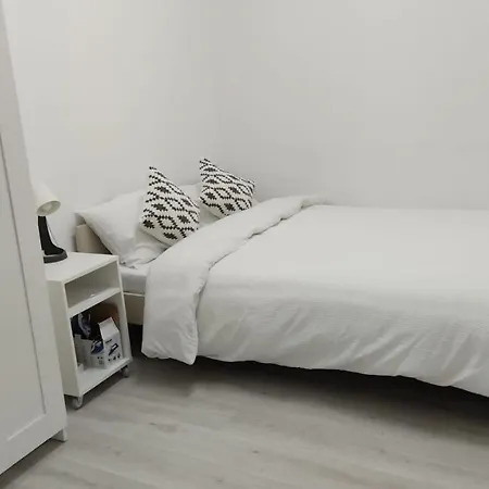 Nice Flat Near Gare Du Nord O Gare Du L Est Free Wi-fi And Netflix 公寓 巴黎
