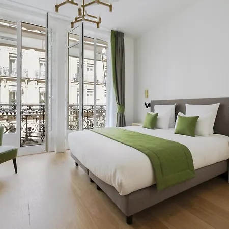 Otel Vestay Montaigne *