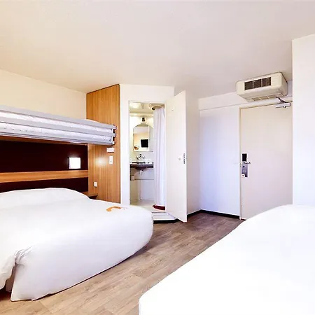Korner Etoile Hotel 3*