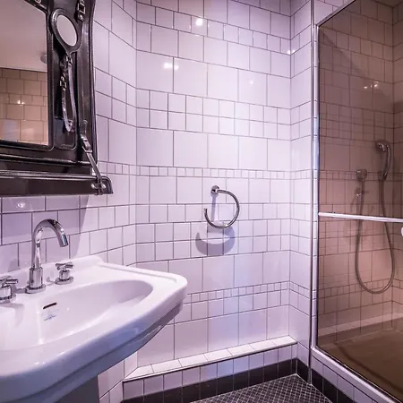 Western Premier Opéra Faubourg 4*