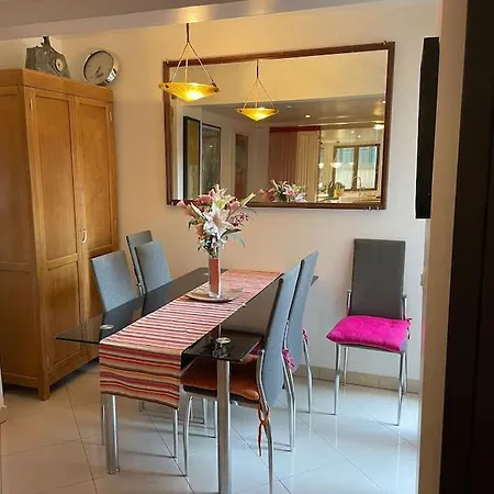 Chezadrienparis - De 90m2 En Souplex * パリ
