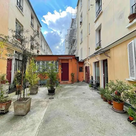 Chezadrienparis - De 90m2 En Souplex パリ