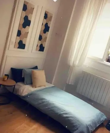 Du Theatre Rez De Chaussee Appartement *