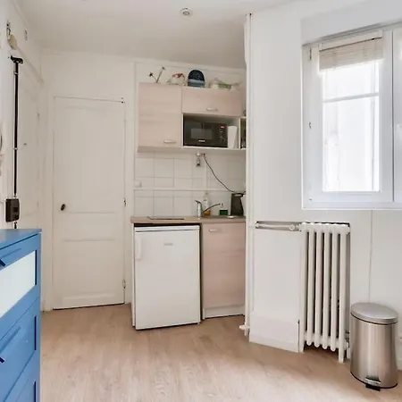 Appartamento Cosy A 2mn A Pied Du Metro Maraichers Parigi
