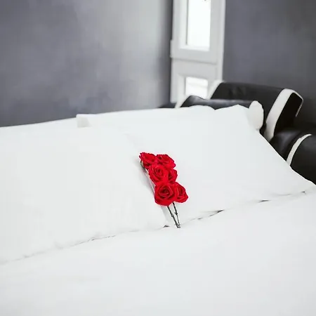 Modern Loft In Center! Апартаменты