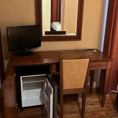 121 Szálloda 3*