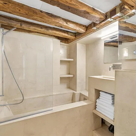 Apartment Caprice Amour