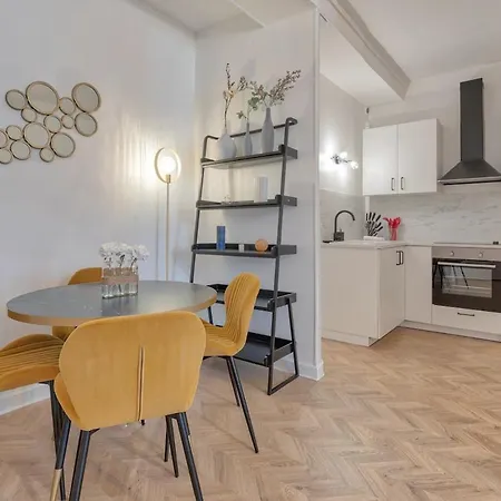Apartamento Superbe Pour 4p Proche Arc De Triomphe París