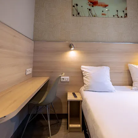 Hotell Aix Europe 2*