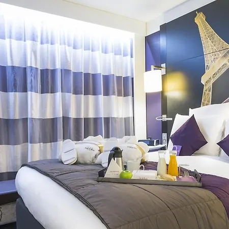 מלון Mercure Centre Tour Eiffel פריז