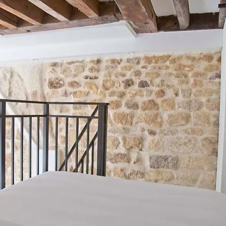 Apartamento Charming Loft In The Heart Of *