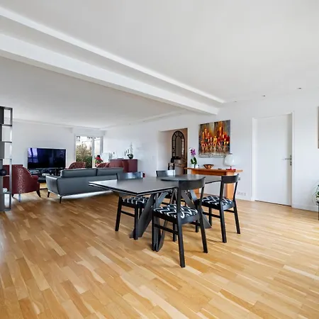 Veeve - Abstract Allure Apartment *