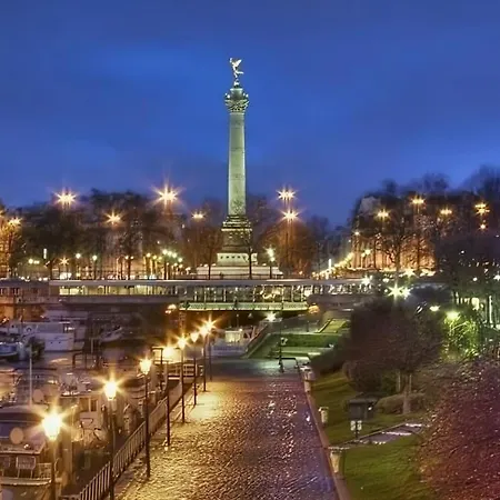 Heart Of And Magical View Of The Seine River By Weekome Апартаменты Париж