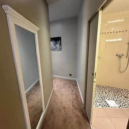 Hotel Western Empire Elysees 3*