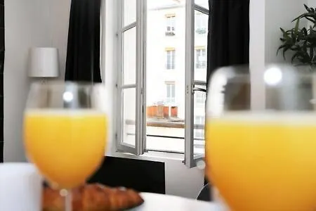 302 - Sejournez Dans Un De Charme A 5 - Flat-guest Paris