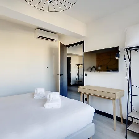 Pick A Flat's In In Parc Des Buttes Chaumonts - Rue Edouard Pailleron * Παρίσι
