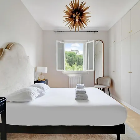 Chic 2br-6p - Trocadero-eiffel Tower Apartment Paris