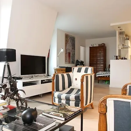 Apartment Sous Les Toits *