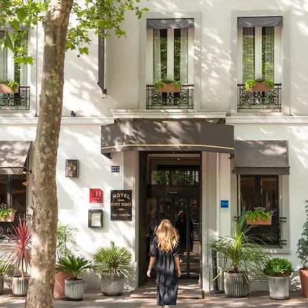 De La Porte Doree Hotel