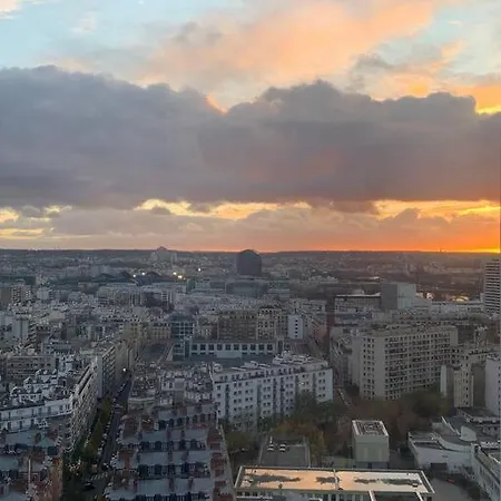 Rare 75m2 Parisian Apartment, Breathtaking Views! Apartment *