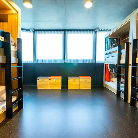 The People - Marais Hostel Parijs
