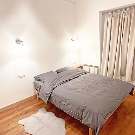 Apartment Moderne A Pour 4 Personnes Paris