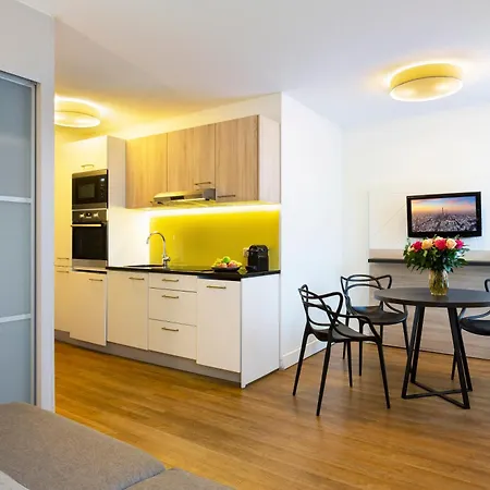 Citadines Tour Eiffel Апарт-отель 4*