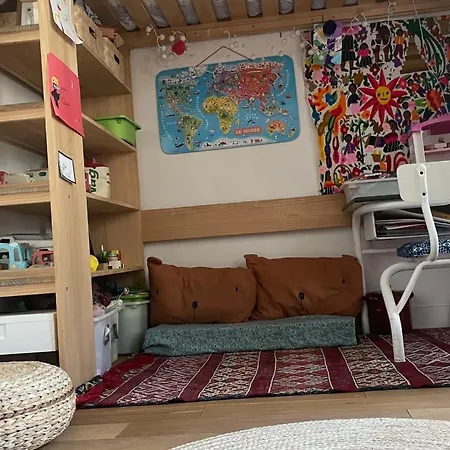 Bright Atypical Duplex In Menilmontant Appartamento Parigi