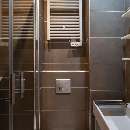 Hotel apartamentowy Clignancourt 3*