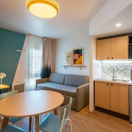 Apart Otel Adagio Access La Paris
