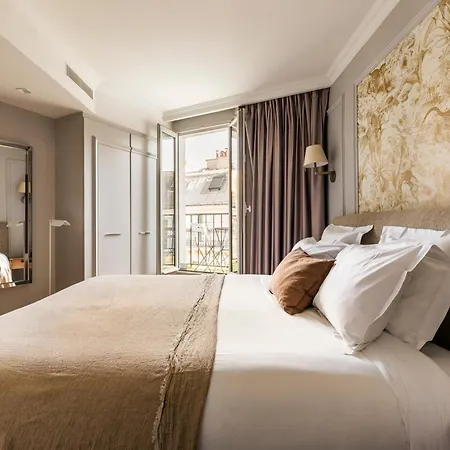 Hotel Trinité Haussmann Paris