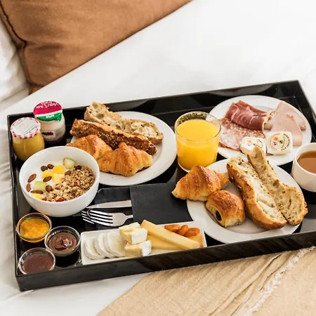 Trinité Haussmann Hotel 4*