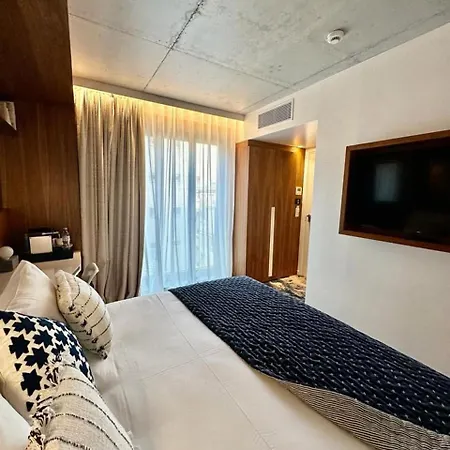 Card Otel