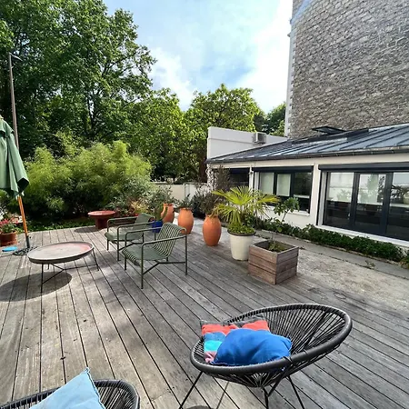Loft Familial Avec Grand Jardin Verdoyant 度假居 *