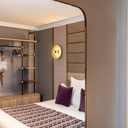 Nude Hotel