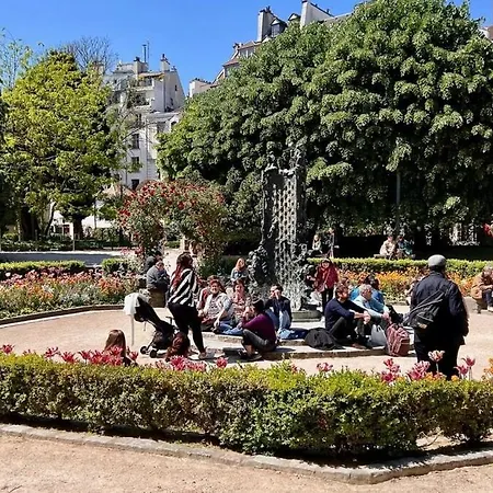 Serenity, Meditation At Notre Dame Apartament